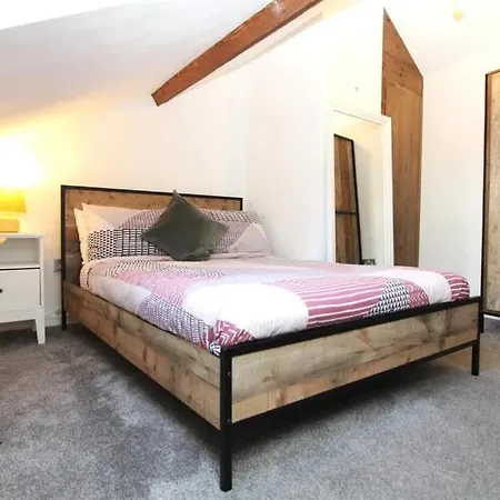 Large New-york Style Penthouse In Leeds City Centre With Contactless Check In Lägenhet